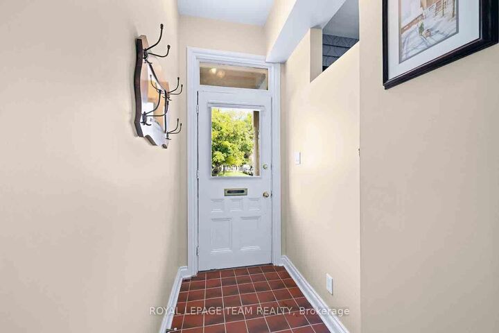 Property Photo: 236 Cathcart Street ON K1N 5C3