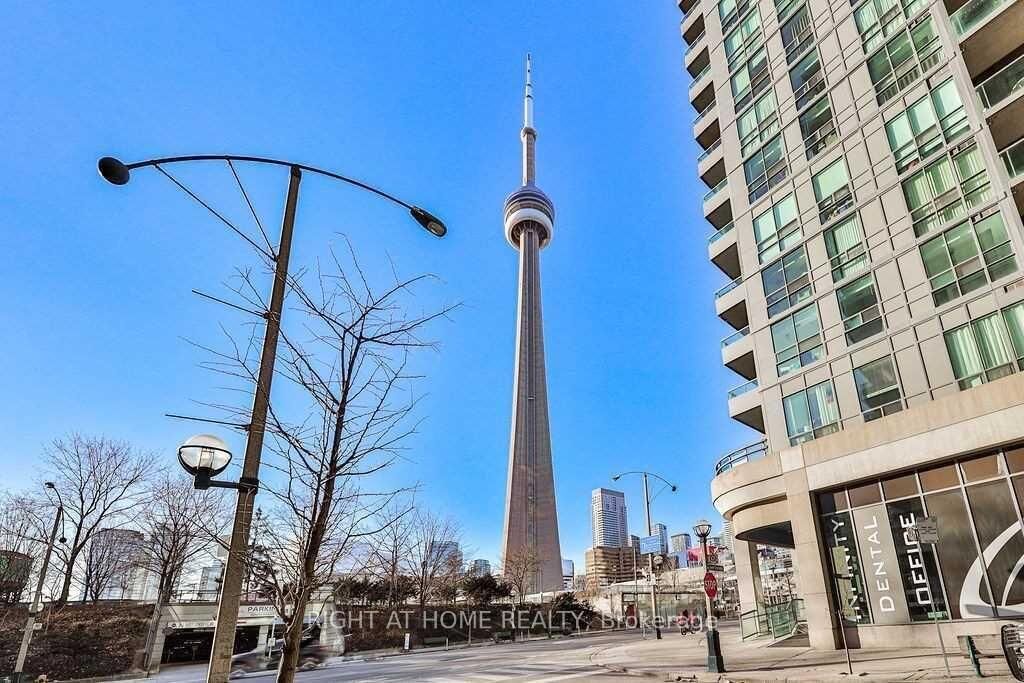 Property Photo:  19 Grand Trunk Crescent 305  ON M5J 3A3 