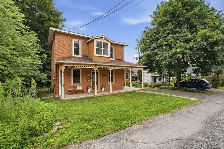 Property Photo:  71 Union Street  ON K0B 1R0 