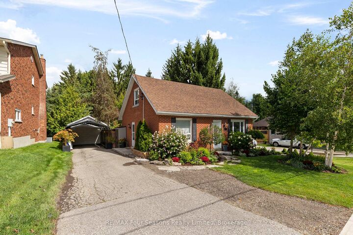 Property Photo: 50 Amaranth Street W ON L9W 5M5