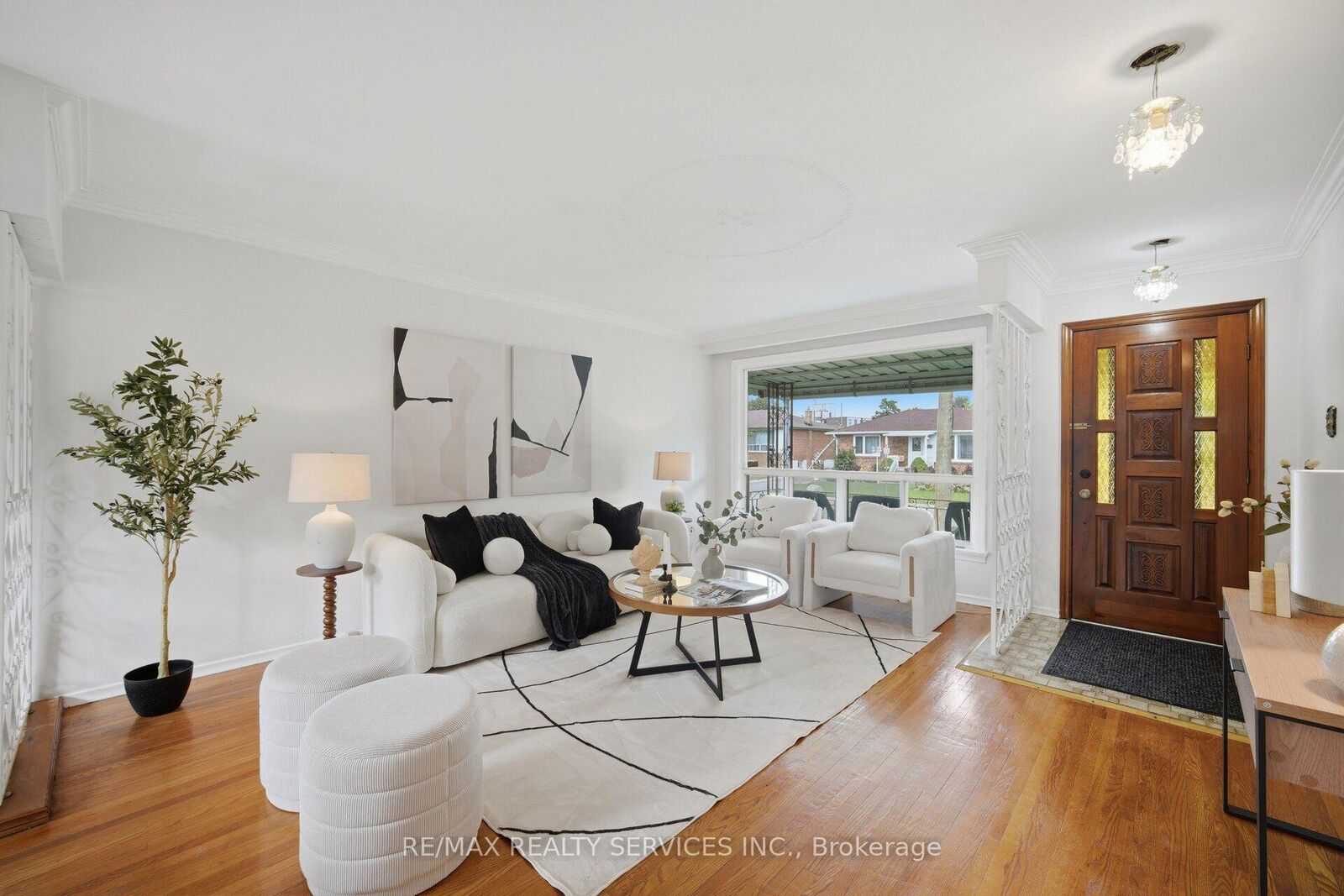 Property Photo:  27 Edgemont Drive  ON L6V 1K9 
