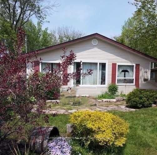 Property Photo:  284 Kenwood Avenue  ON L4P 2X5 