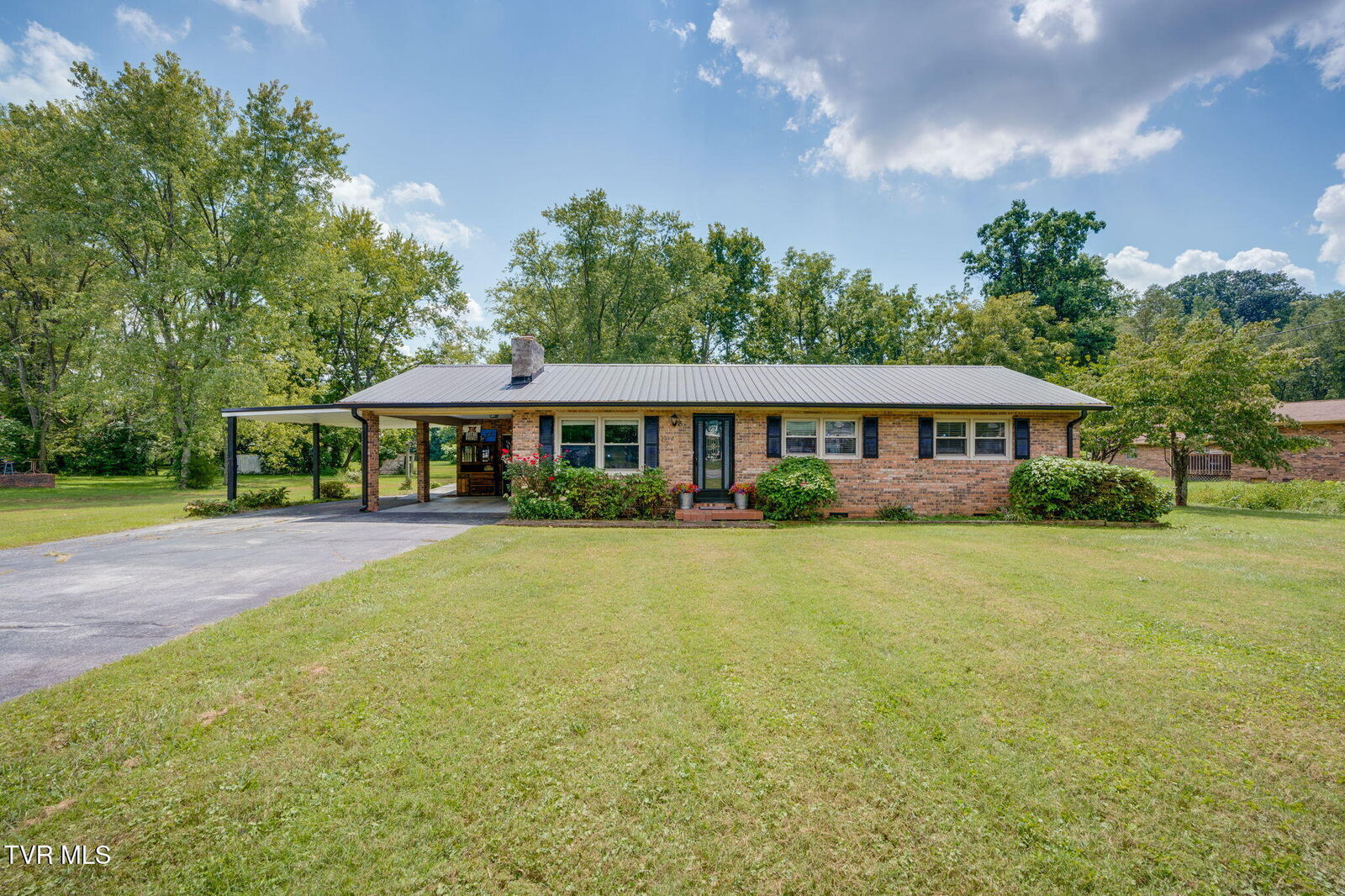 Property Photo:  2012 Diana Road  TN 37660 