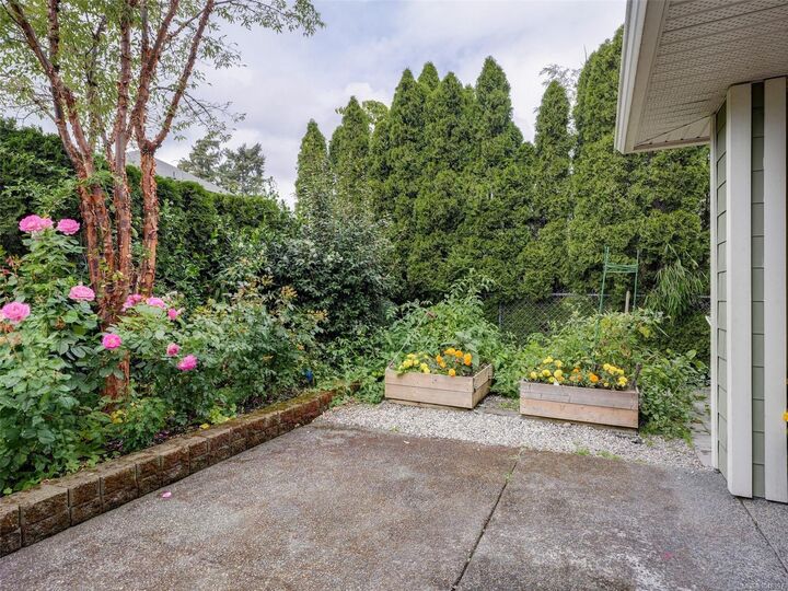 Property Photo:  2923 Phipps Rd #102  BC V8P 0A8 