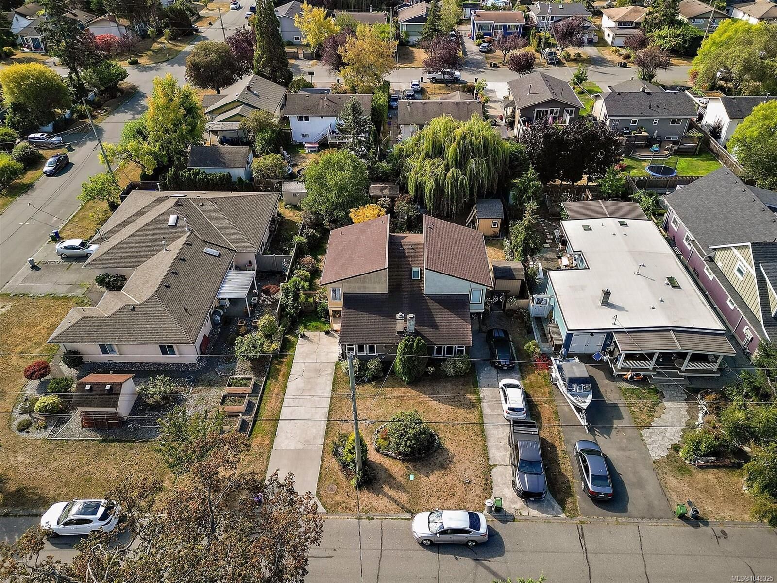Property Photo:  2253 Malaview Ave  BC V8L 2E6 