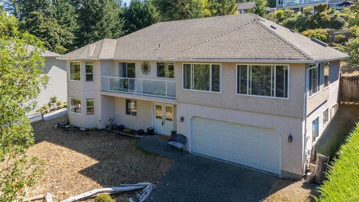 Property Photo:  6000 Chippewa Rd  BC V9L 5P3 