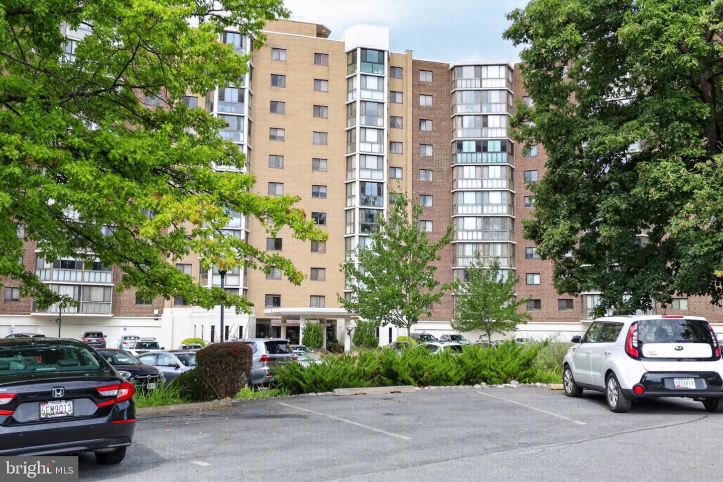 Property Photo: 15115 Interlachen Drive 3-612 MD 20906