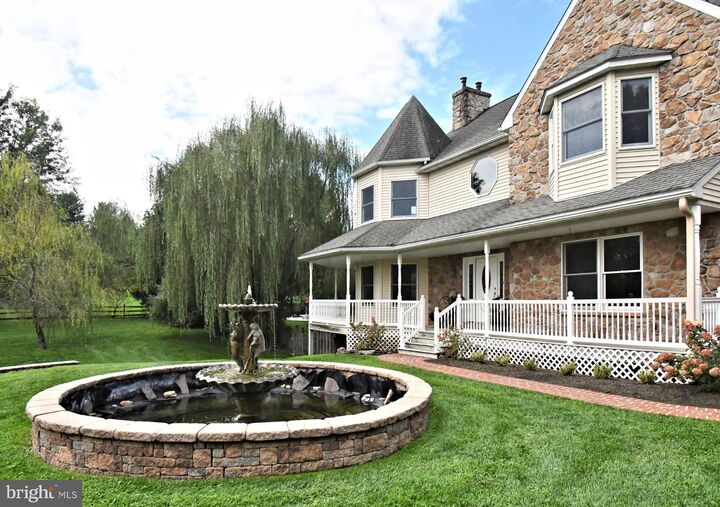 Property Photo:  2 Traber Lane  PA 19475 