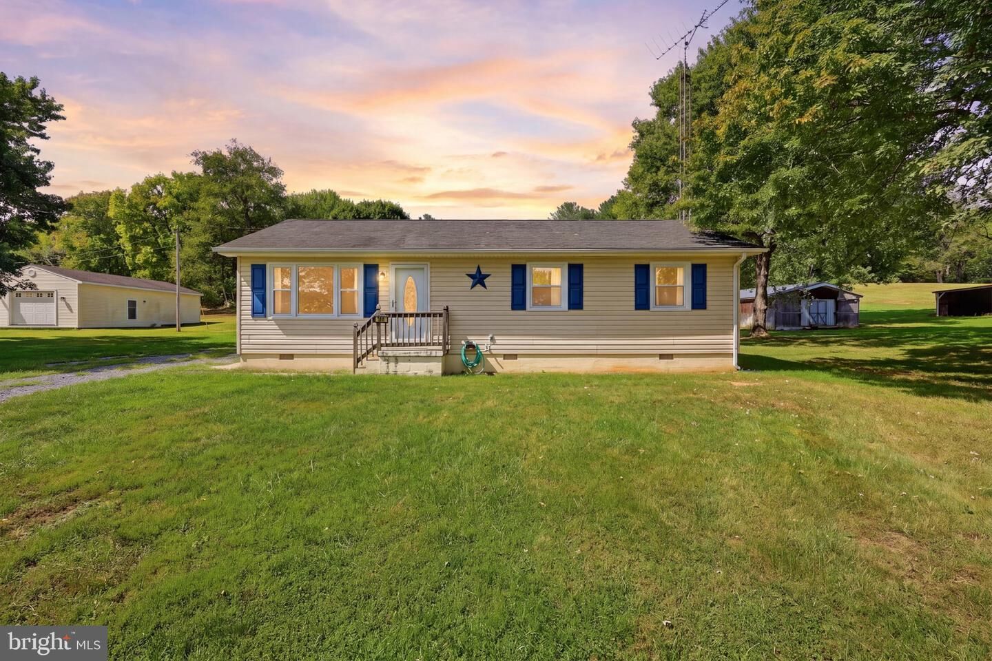 Property Photo: 589 Ruebuck Road VA 22624