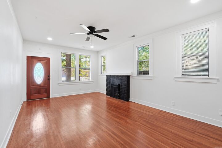 Property Photo: 2423 S Tyler Street AR 72204