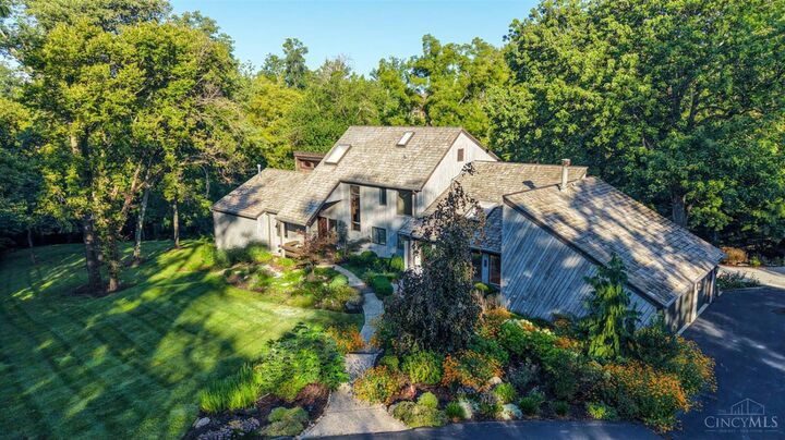 Property Photo: 4805 Drake Road OH 45243