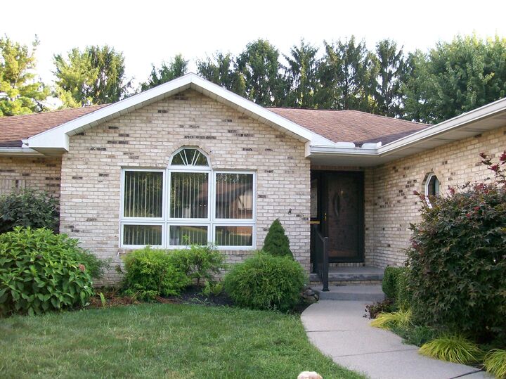 Property Photo: 371 Lawnwood Drive OH 43113