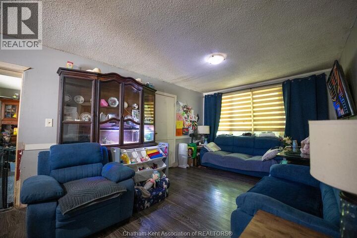 Property Photo:  34 Campbell Street  ON N7L 5C5 