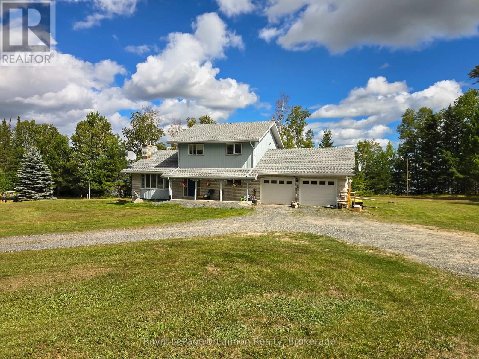 Property Photo: 300 West Beach Drive ON P0T 1T0