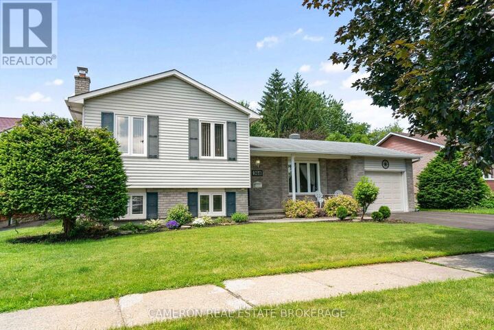 Property Photo: 368 Angela Crescent ON K6H 6Z8