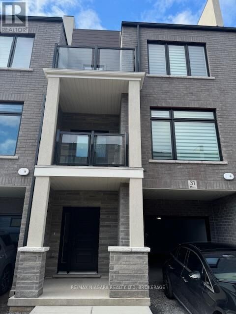 Property Photo:  292 Vine Street  ON L2M 0E1 