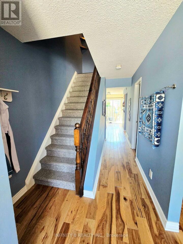 Property Photo:  6910 Kalar Road 12  ON L2H 2T7 