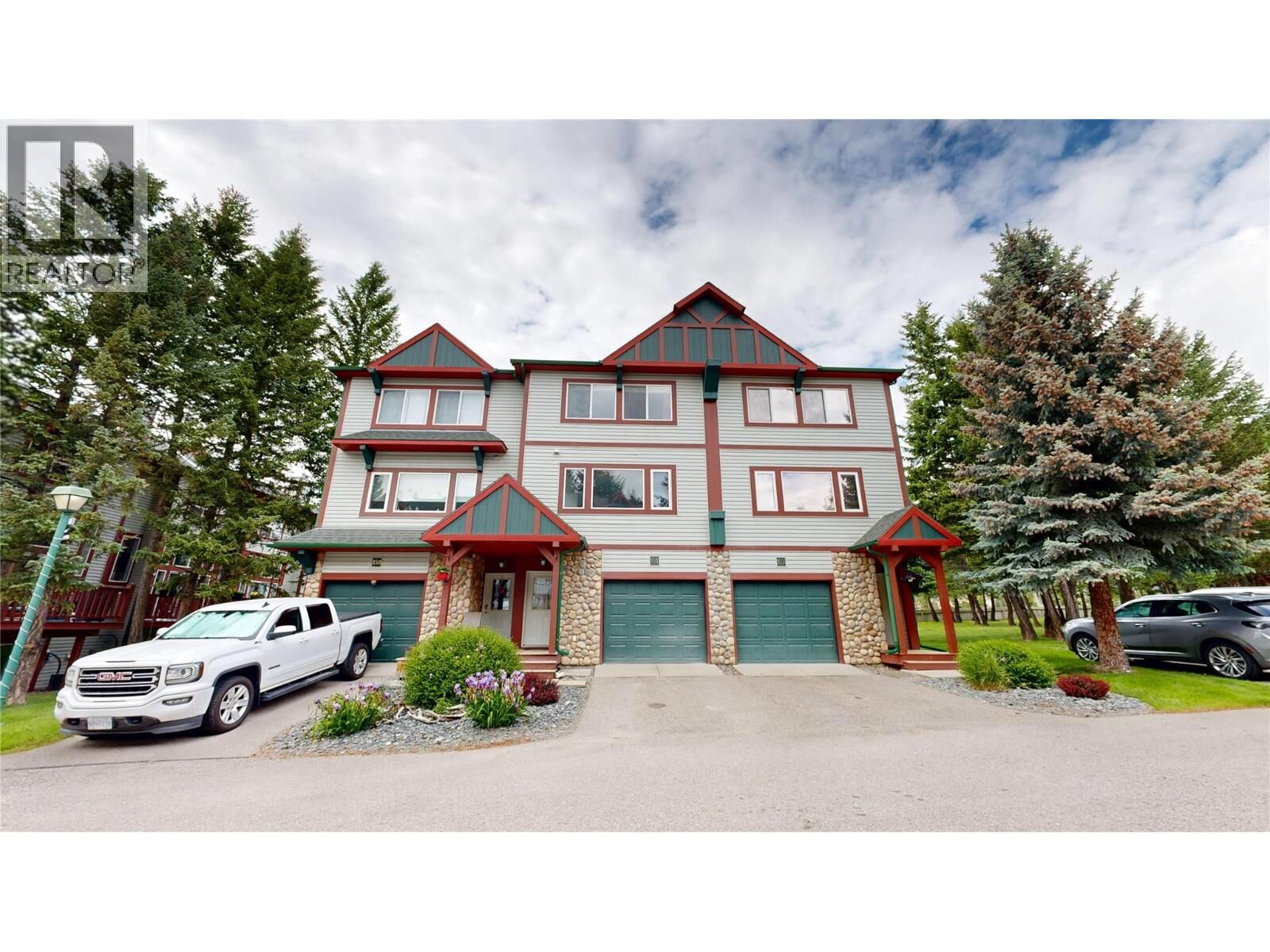 Property Photo:  4835 Radium Boulevard 151  BC V0A 1M0 