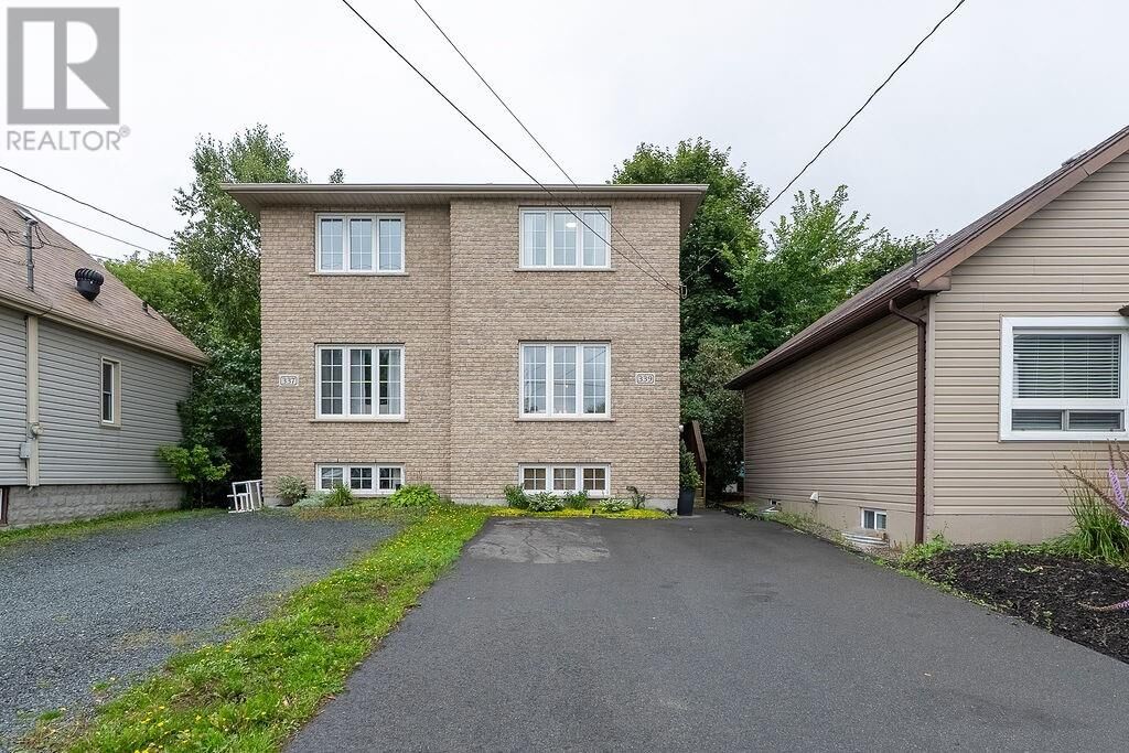 Property Photo:  339 Hyland Drive  ON P3E 1S3 