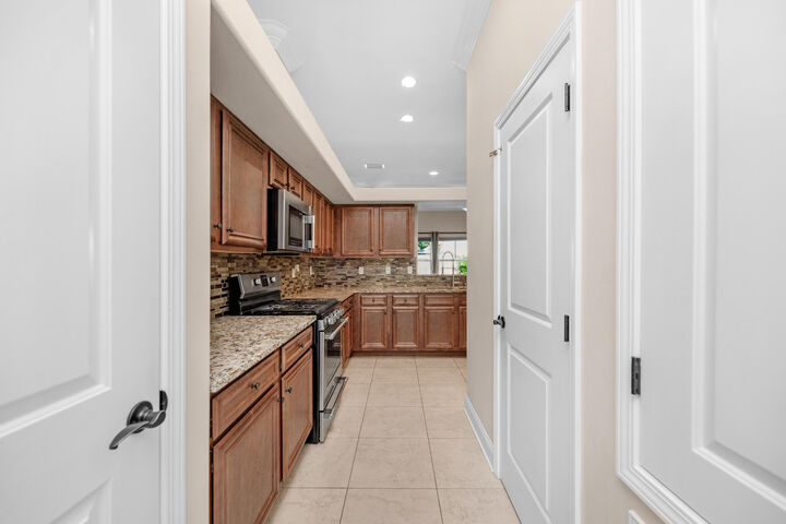 Property Photo:  116 Wellington Road  FL 32547 