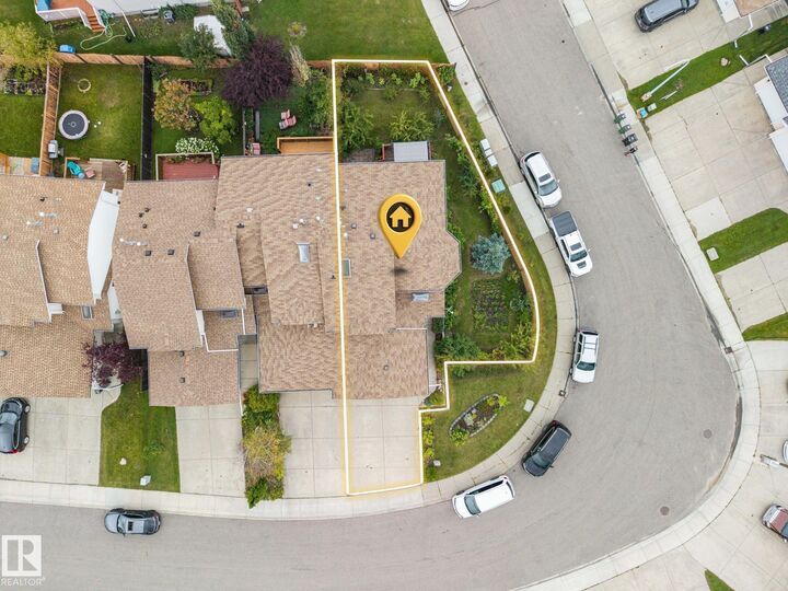 Photo de la propriété:  6910 158A Avenue NW  AB T5Z 3A5 