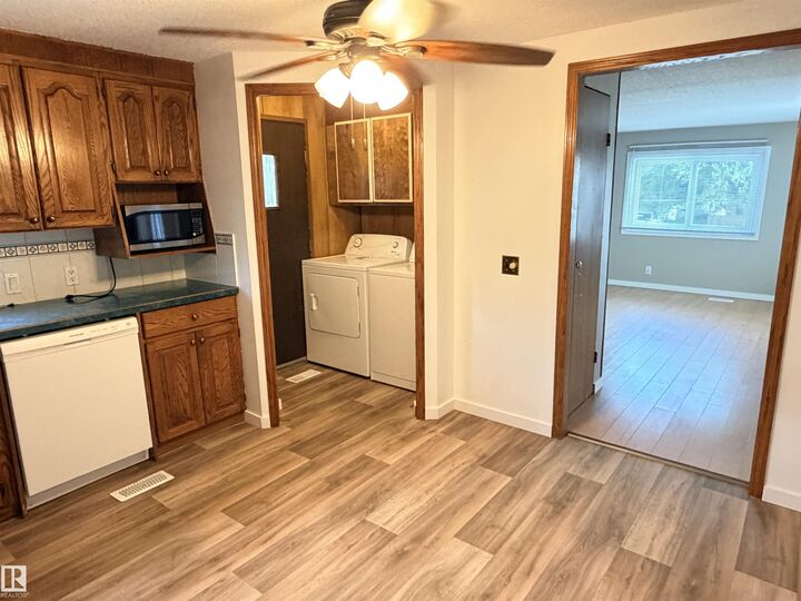 Property Photo:  9501 104 Avenue 48  AB T7P 1M7 