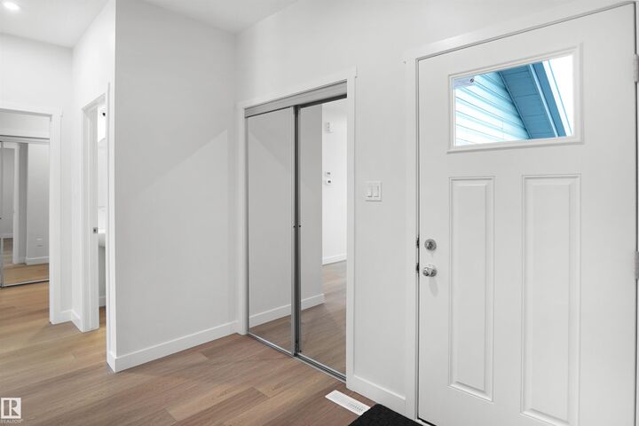 Property Photo:  9709 Carson Place SW  AB T6W 5P9 