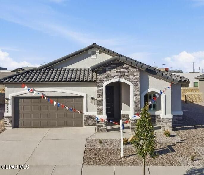 Property Photo:  1814 Kelsey Davis Avenue  TX 79928 