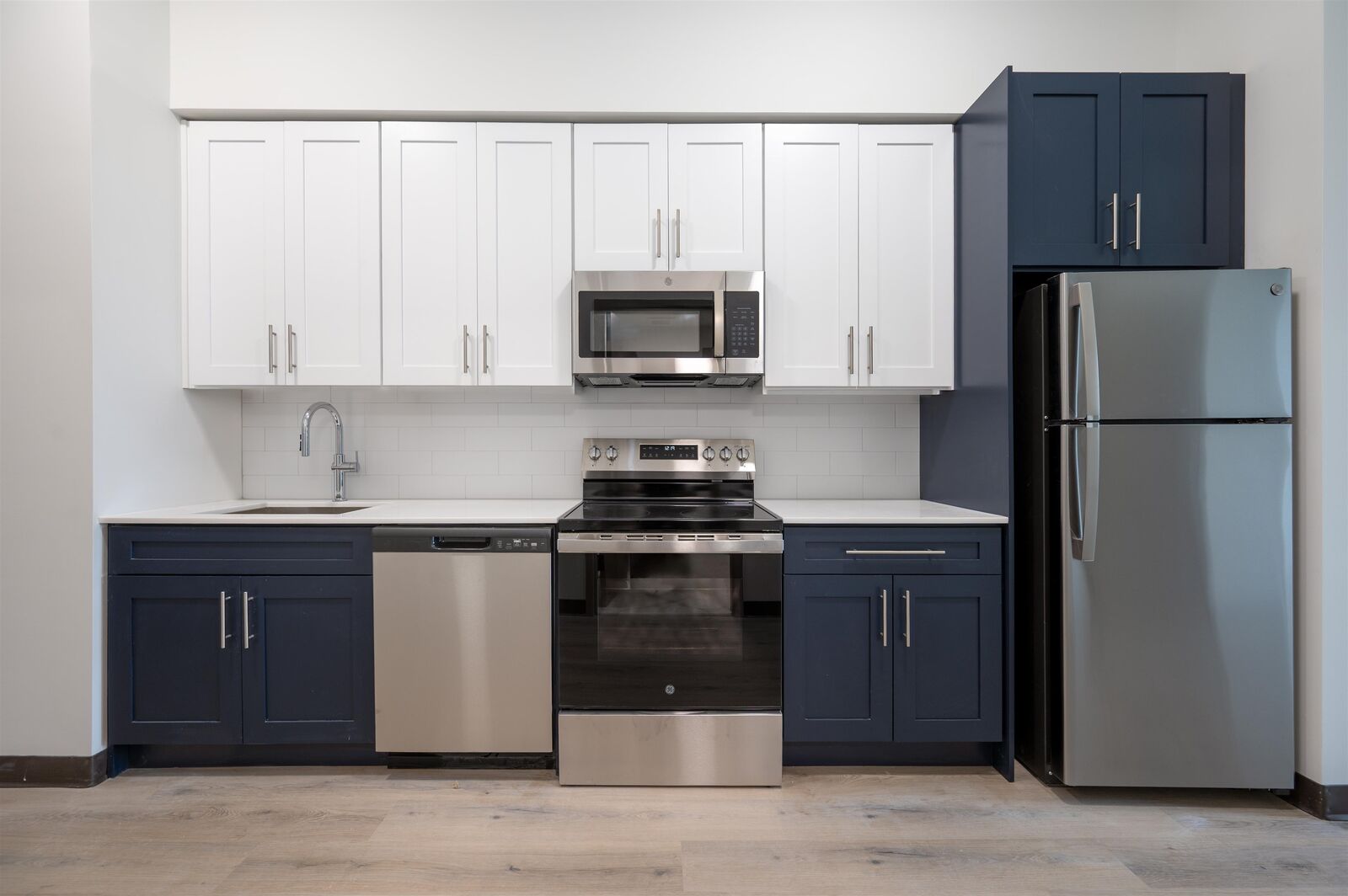 Property Photo: 857 Bergen Ave 208 NJ 07306