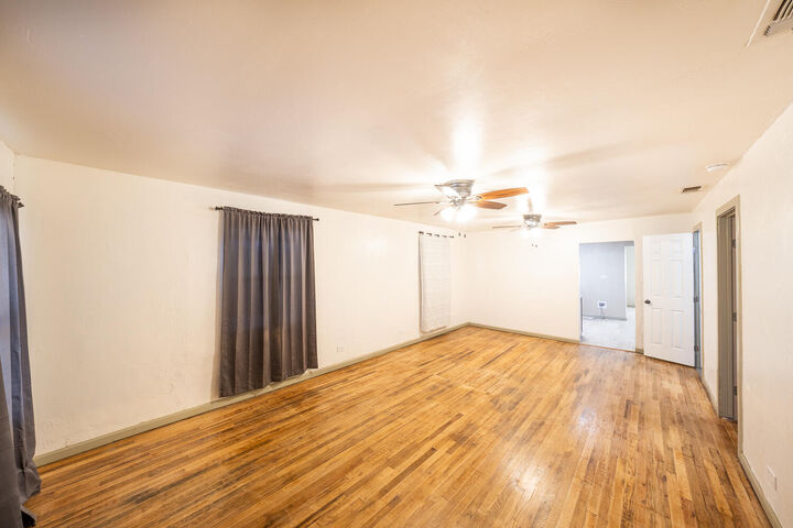 Property Photo:  840 S 11th Street  TX 79364 