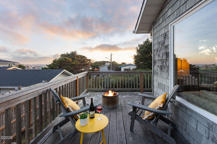 Property Photo:  3540 NW Keel Avenue  OR 97367 