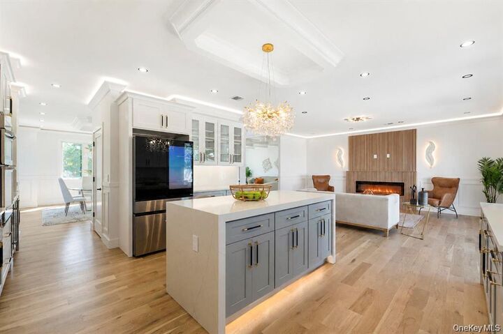 Property Photo:  19 Coachman Lane  NY 11756 