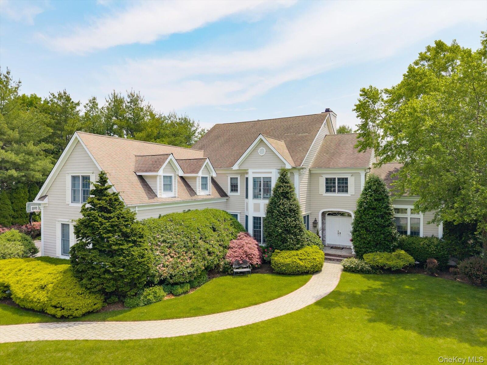 Property Photo:  37 Legends Circle  NY 11747 