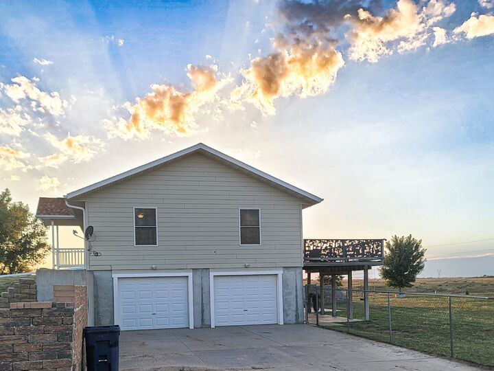 Property Photo:  3901 W Highlands Dr  NE 69101-0000 
