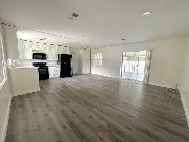 Property Photo: 814 Sherwood Avenue FL 34450