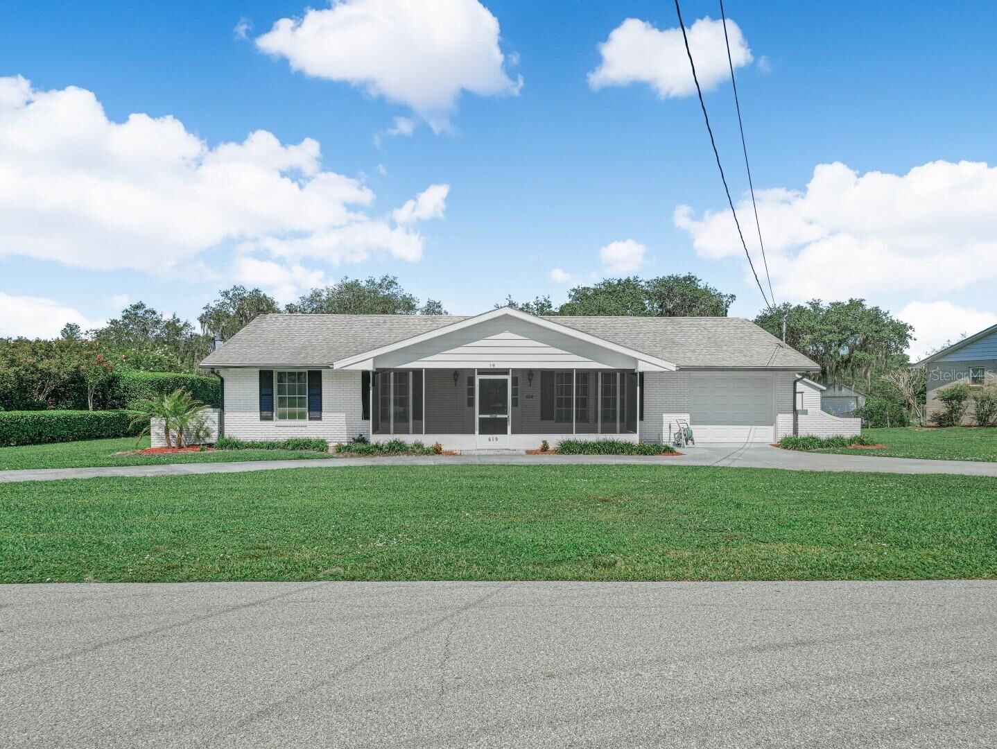 Property Photo:  619 Lake Blue Drive  FL 33852 