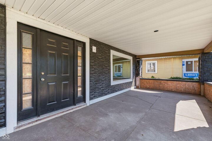 Property Photo: 1166 W 36th Street IN 46208