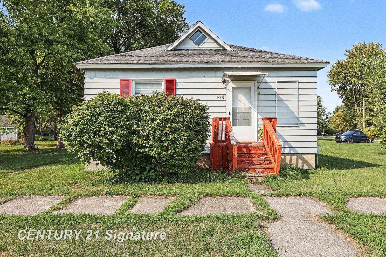 Property Photo:  415 E Belle Avenue  MI 48655 