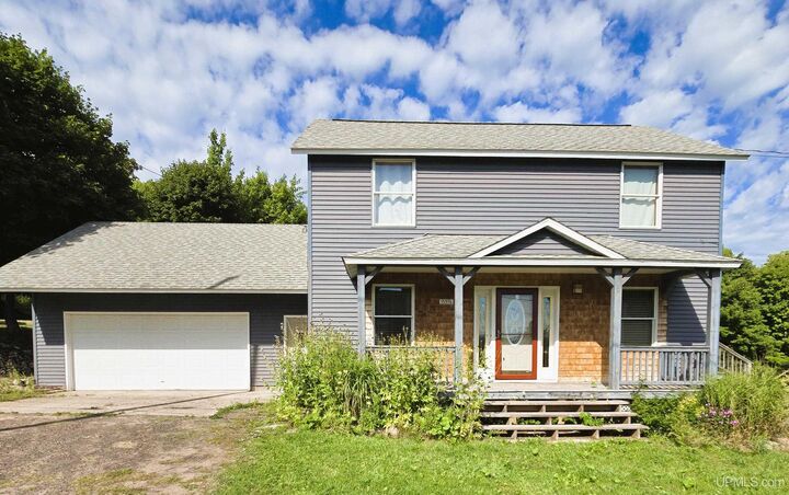 Property Photo:  15576 Evergreen Street  MI 49955 