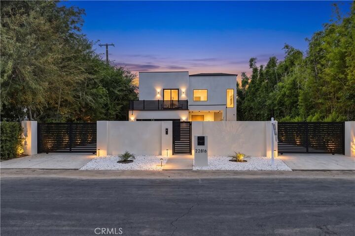 Property Photo:  22816 Erwin  CA 91367 