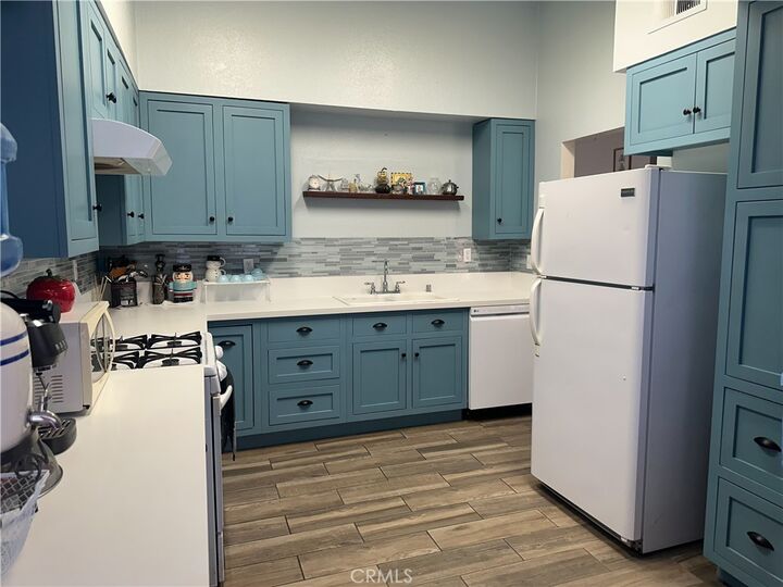 Property Photo:  41181 Mountain Pride Drive  CA 92562 