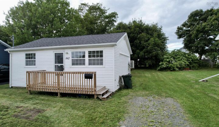 Property Photo:  162 Upper McLean Street  NS B1A 2L3 