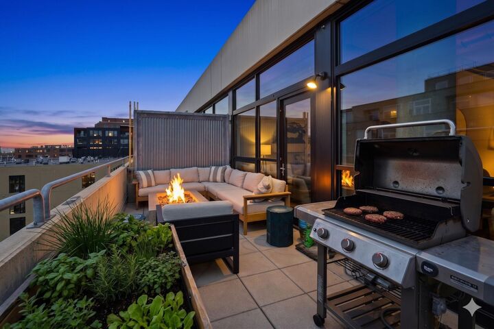 Property Photo: 720 N 4th Street 703 MN 55401