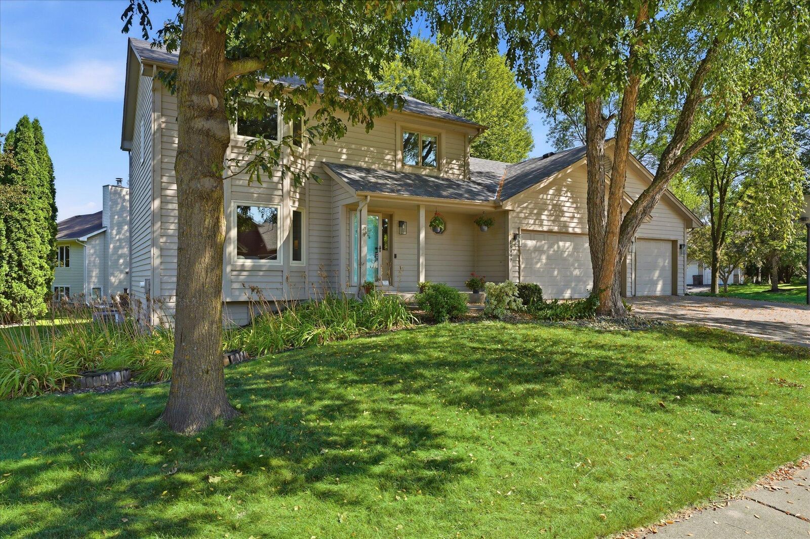 Property Photo: 18997 Nature Lane MN 55346