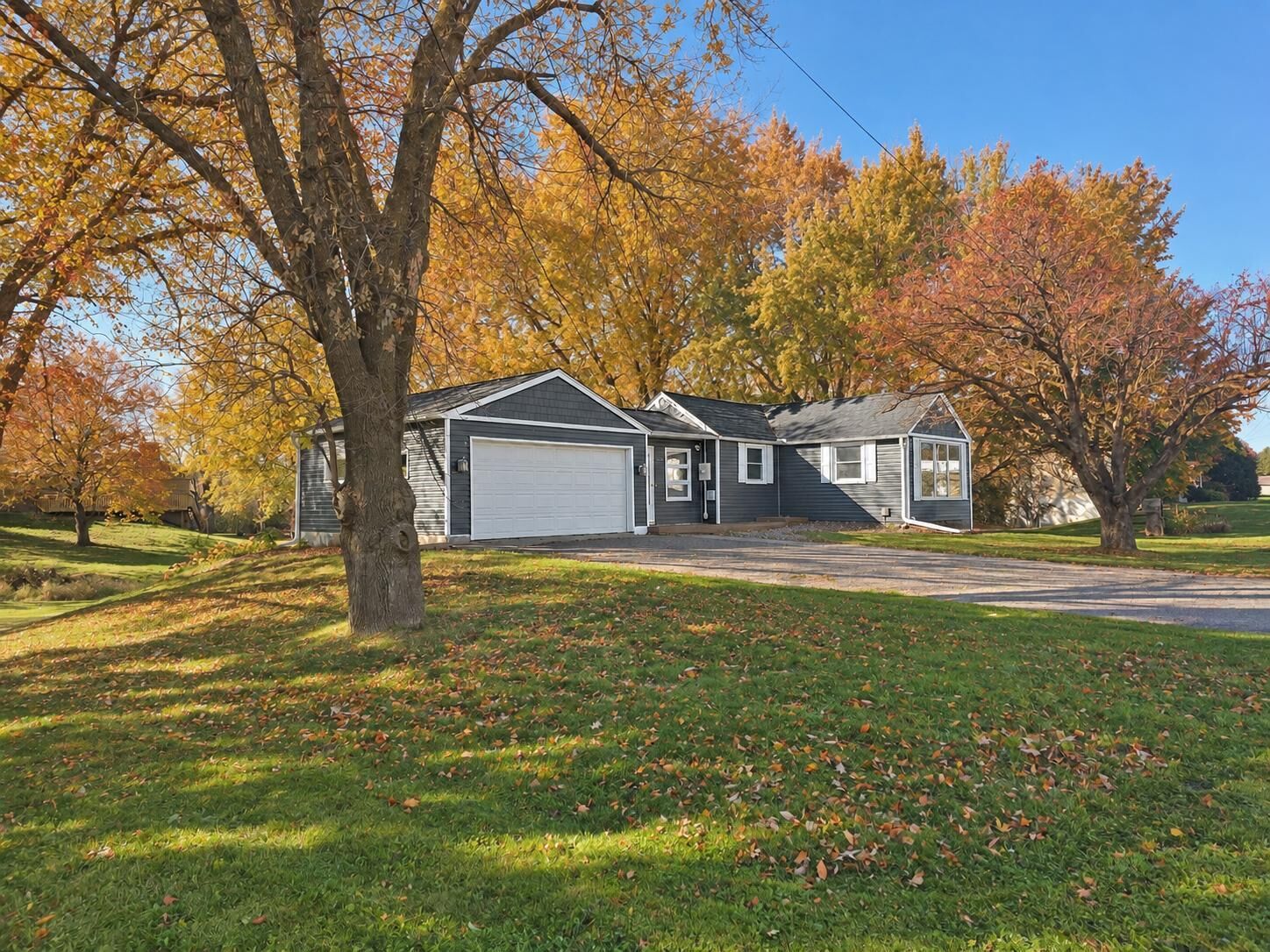 Property Photo:  575 Hamel Road  MN 55340 