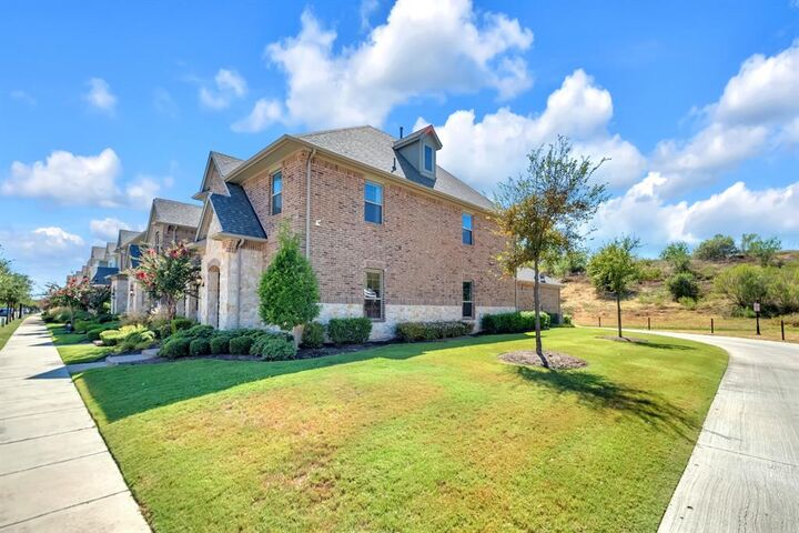 Property Photo:  4524 Meadow Hawk Drive  TX 76005 