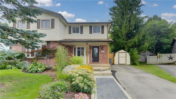 Property Photo:  309B Mayview Crescent  ON N2V 1P6 