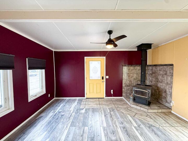 Property Photo:  5800 46 Street 42  AB T4H 1G8 