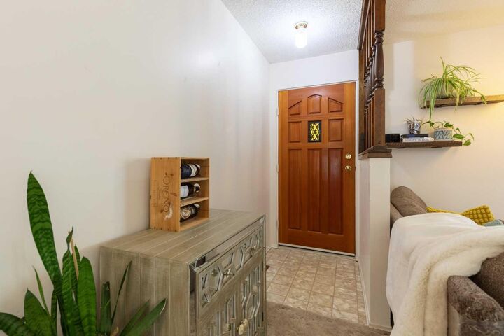 Property Photo:  2335 Porter Place SE  AB T1B 1E4 