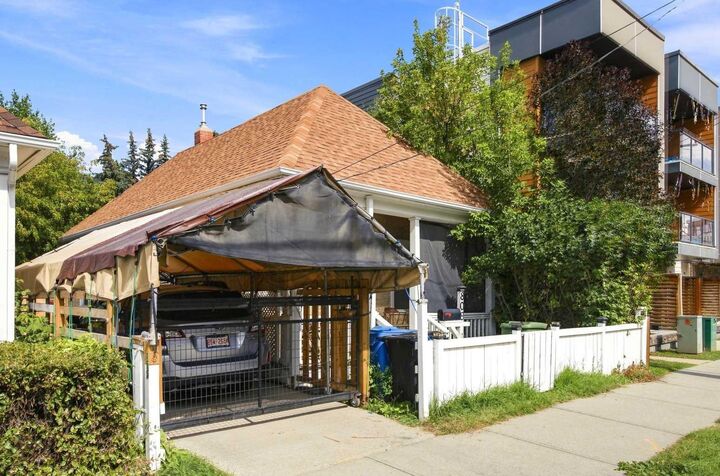 Property Photo: 808 McDougall Road NE AB T2E 5A3